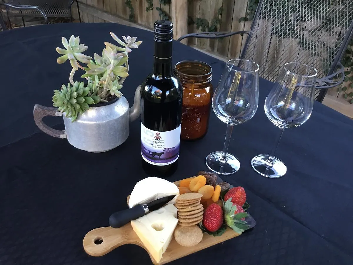 Bed & Breakfast Glenrose Cottages Warwick